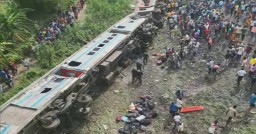 Odisha train mishap captured in pictures- Mangled coaches, attempts to rescue trapped passengers